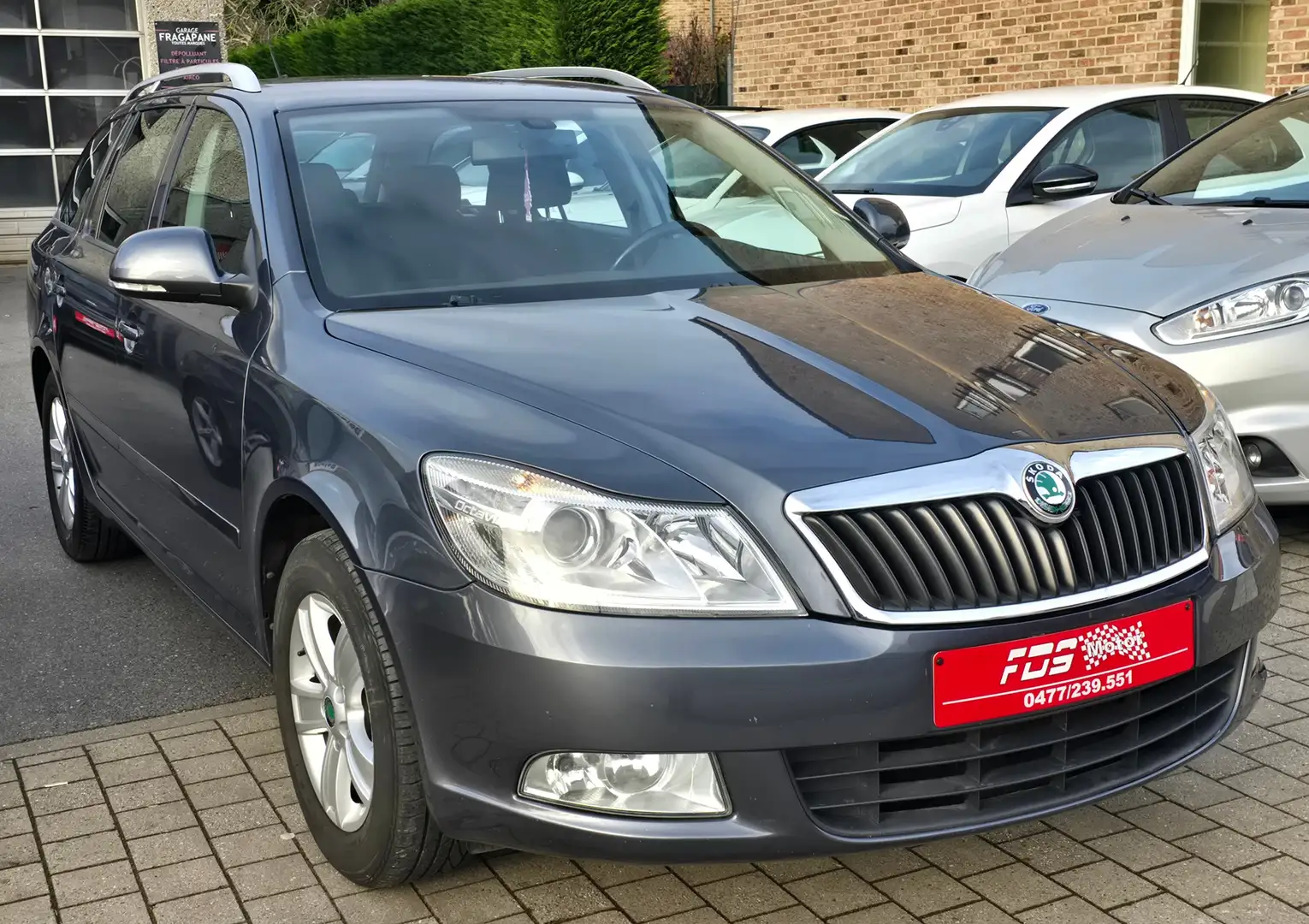 Skoda Octavia Octavia 1.6 CR TDi 138.075 KM HISTORIQUE COMPLET Gris - 1
