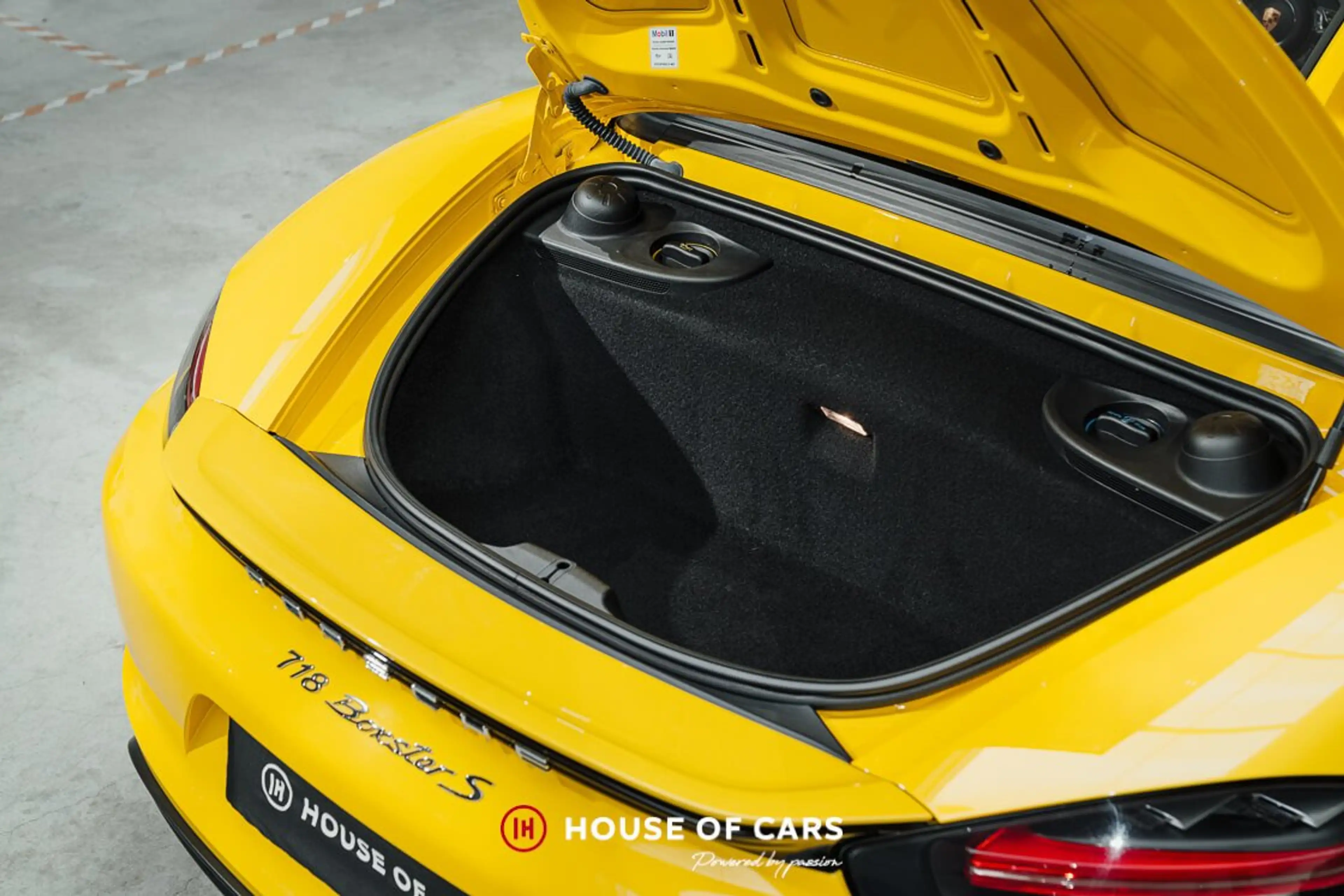 Porsche Boxster 718 Boxster S PDK - NO OPF - Approved till 03/28' — photo 13