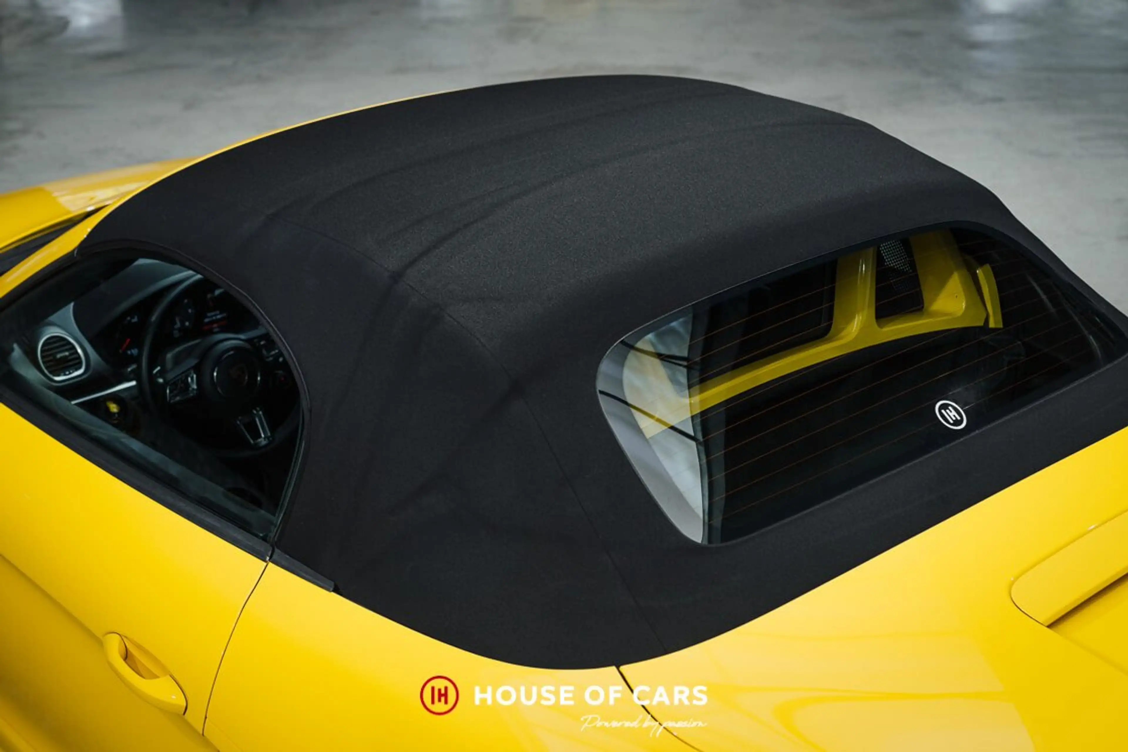 Porsche Boxster 718 Boxster S PDK - NO OPF - Approved till 03/28' — photo 14