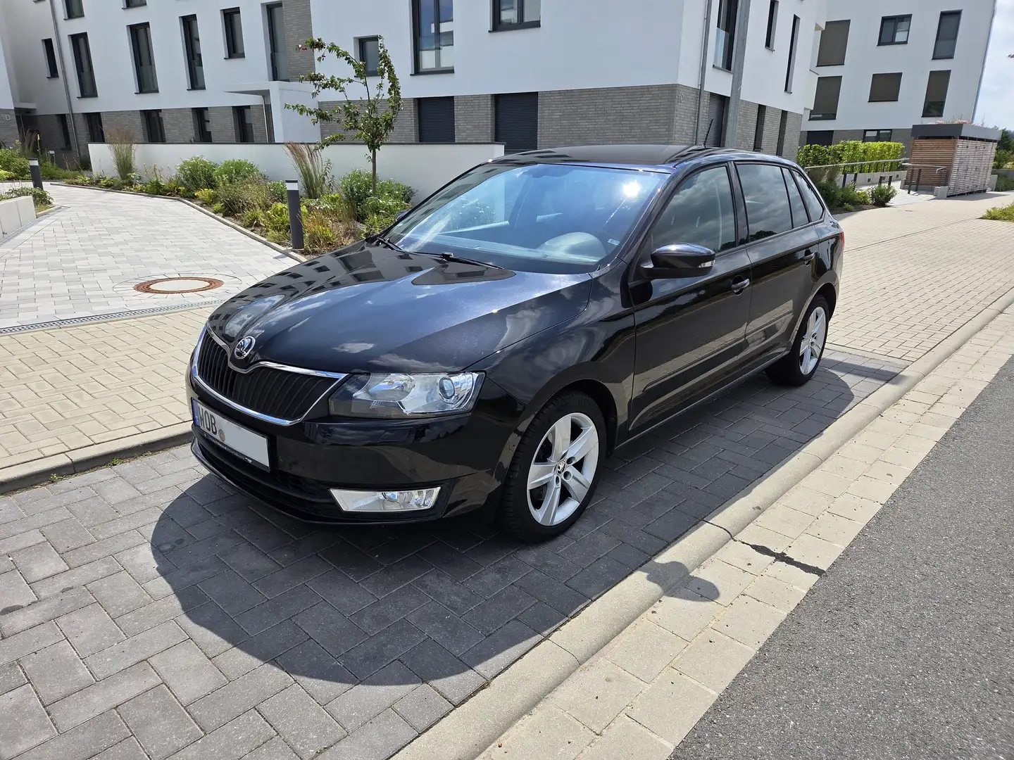 Skoda Rapid/Spaceback Rapid Spaceback 1.2 TSI (Green tec) Joy Schwarz - 1