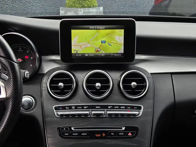 Mercedes-Benz C Class view 14