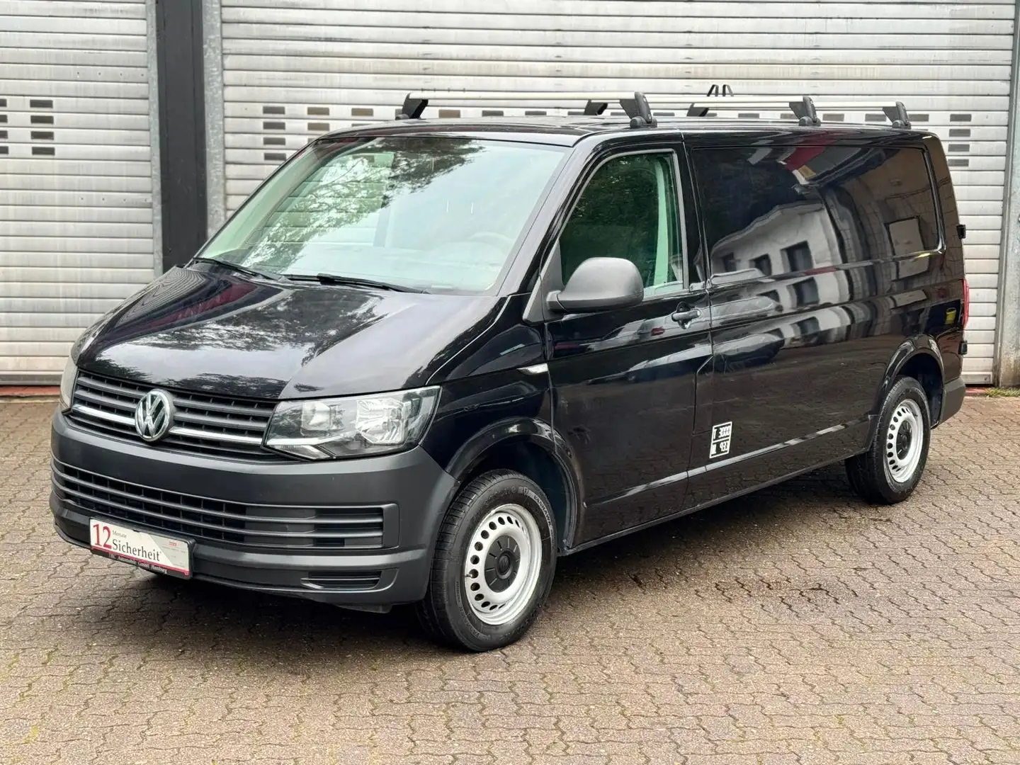 Volkswagen T6 Transporter Kasten-Kombi Kasten lang Schwarz - 2
