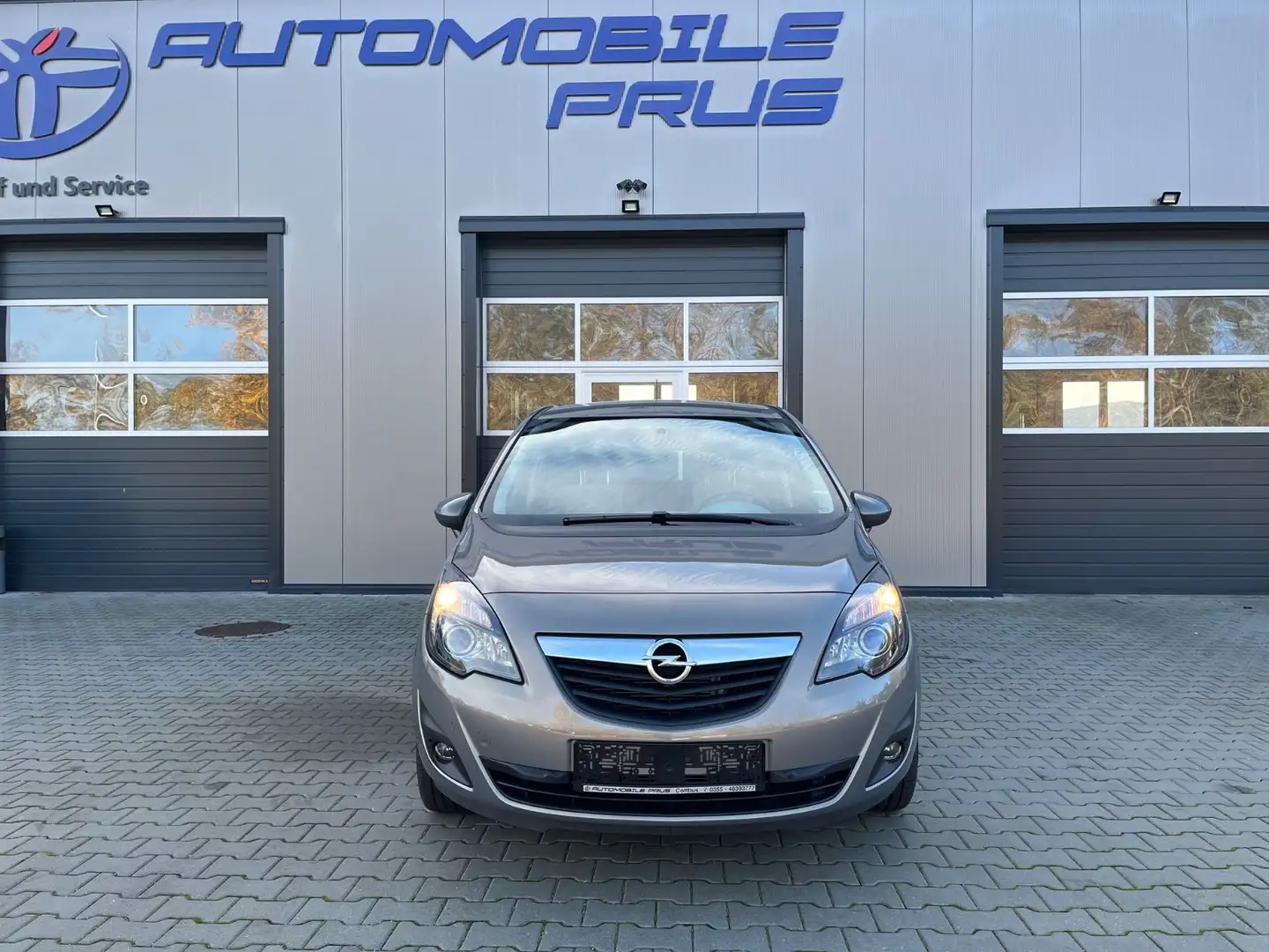 Opel Meriva B Innovation Gris - 1