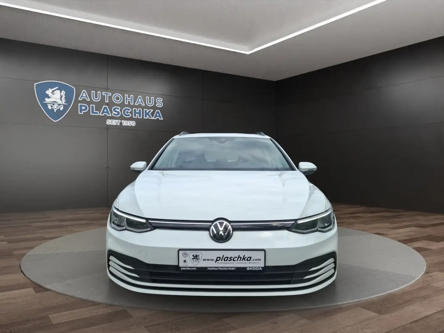 Volkswagen Golf VIII Var. 2.0 TDI DSG Life LED+NAVI+APP Klima Blanco - 2