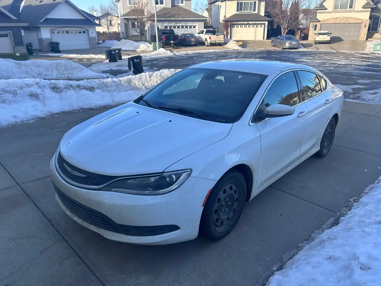 Chrysler 200 снимка Chrysler 200
