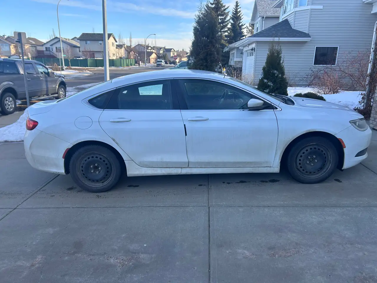 Chrysler 200 снимка Chrysler 200
