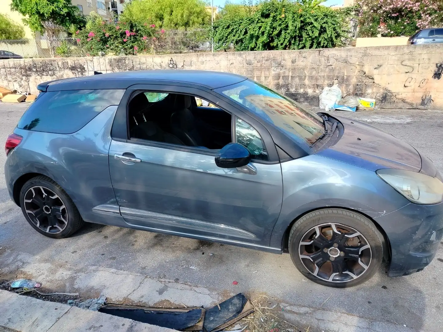 Citroen DS3 DS31.6 hdi Sport Chic 112cv Grigio - 1