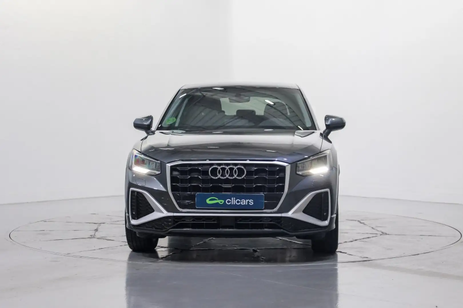 Audi Q2 30 TDI S line 85kW Grau - 2