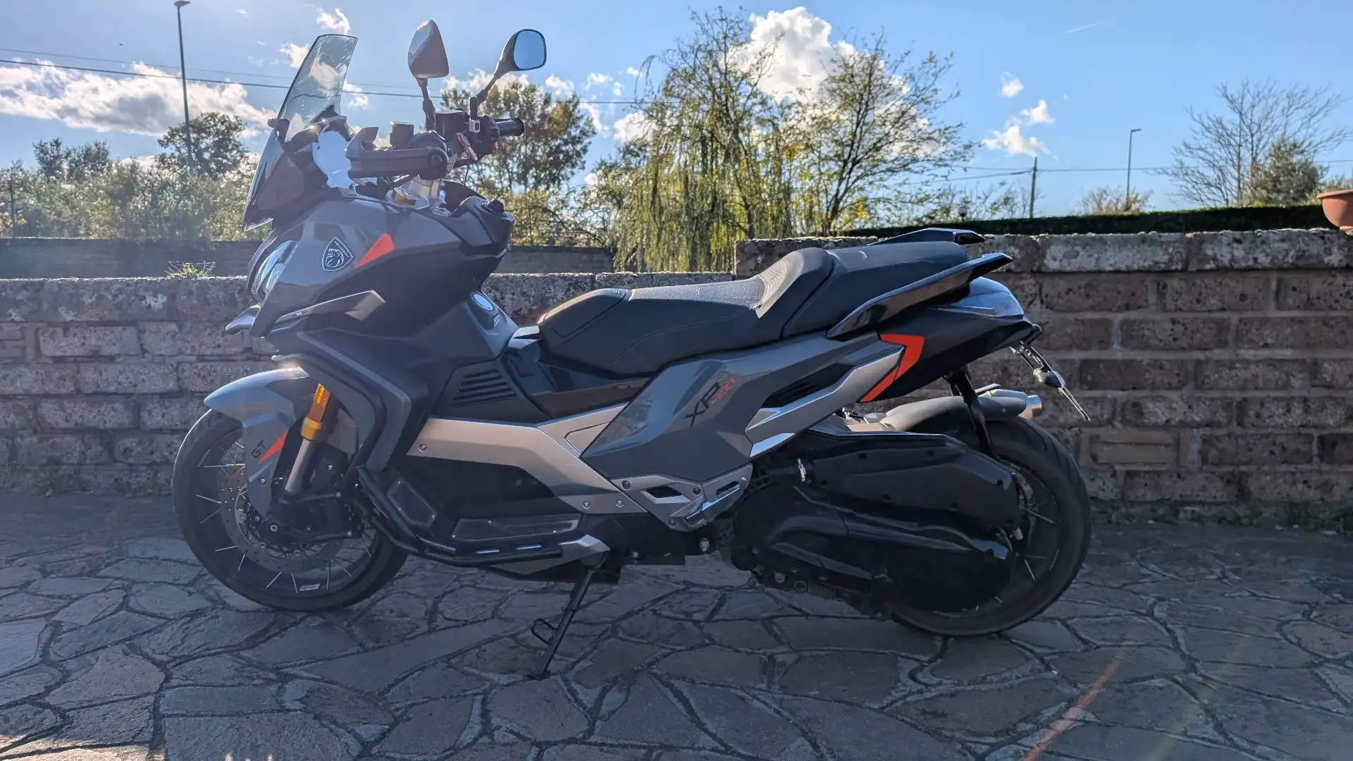 Peugeot XP400 GT Gris - 1