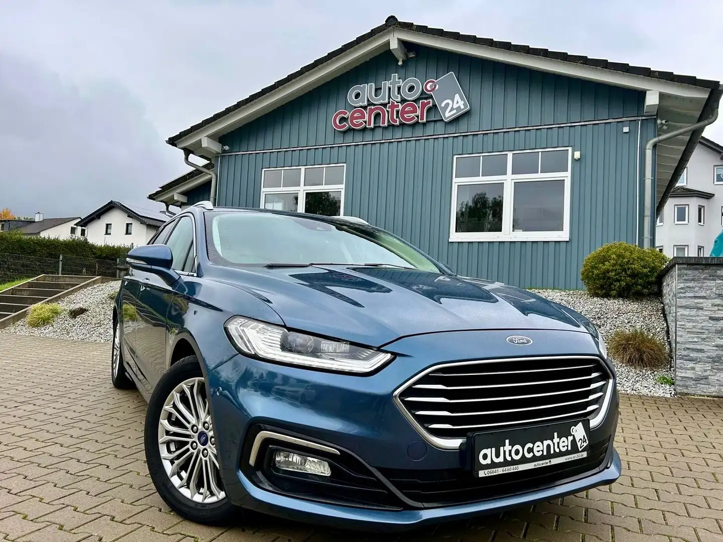 Ford Mondeo Turnier Titanium°AHK°1.Hand°Automatik°LED Blau - 1