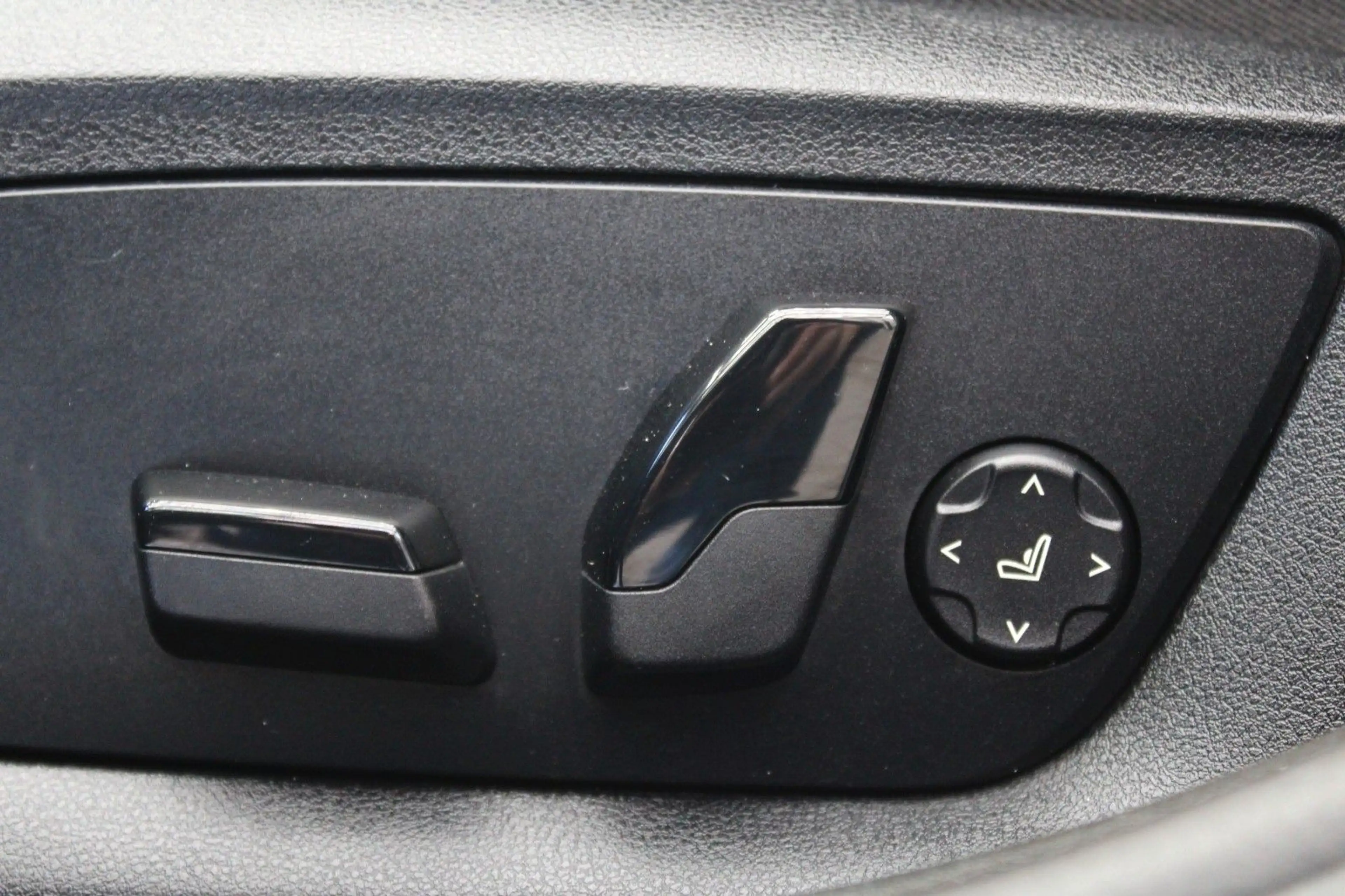 BMW 530 e *Tüv&Inspektion Neu*Scheckheftgepflegt BMW* — photo 7