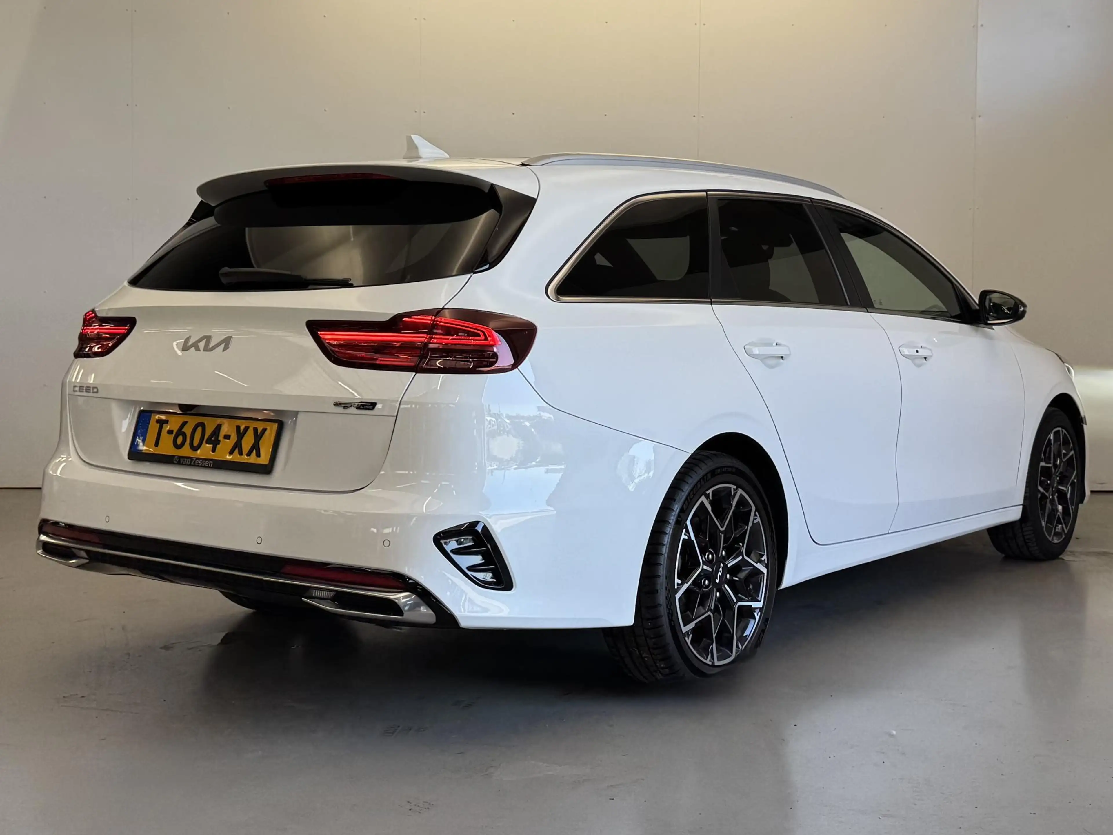 Kia Ceed SW / cee'd SW Sportswagon 1.5 T-GDi GT-Line Automaat | Pano | Na — photo 8
