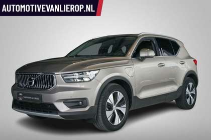 Volvo XC40 1.5 T5 Recharge Business Pro | TREKHAAK | DEALER O