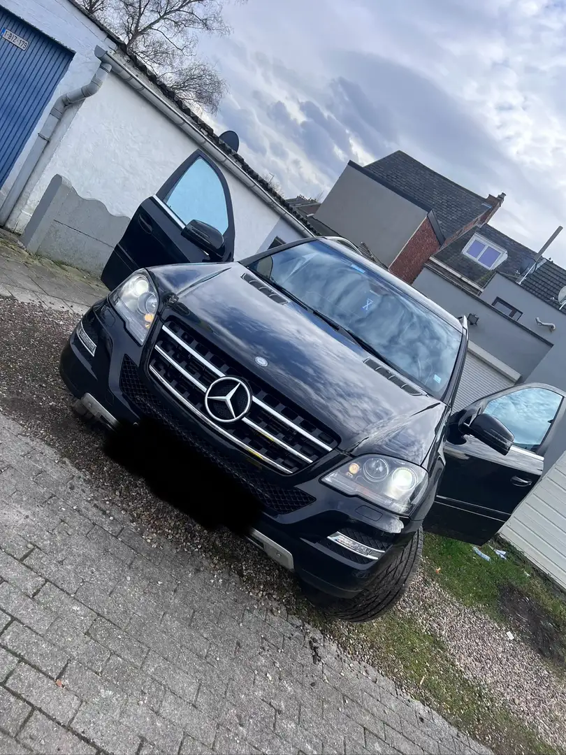 Mercedes-Benz ML 350 CDI 4Matic 7G-TRONIC DPF Grand Edition Schwarz - 2