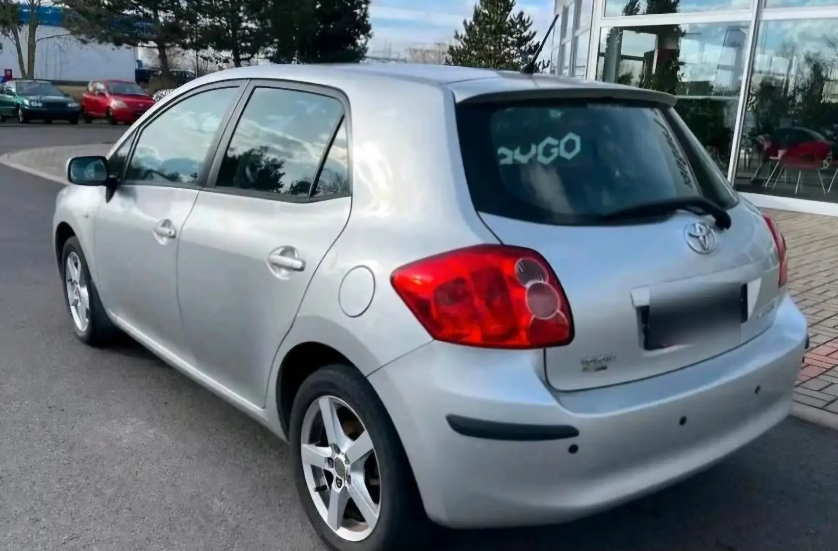 Toyota Auris 1.6 VVT-i Luna - 1