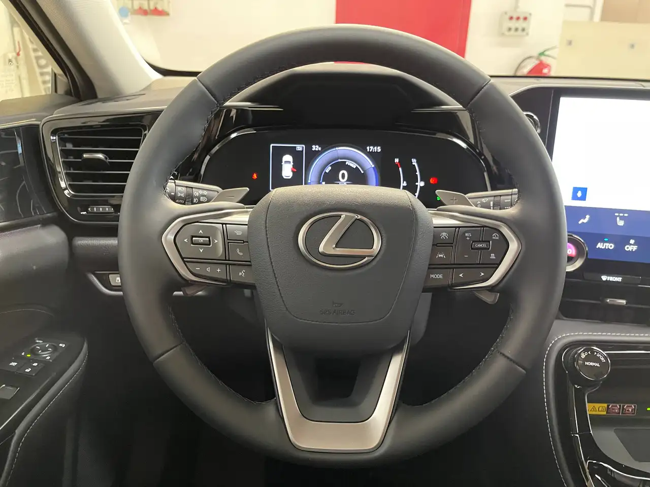 Lexus NX 2026 — фото 17