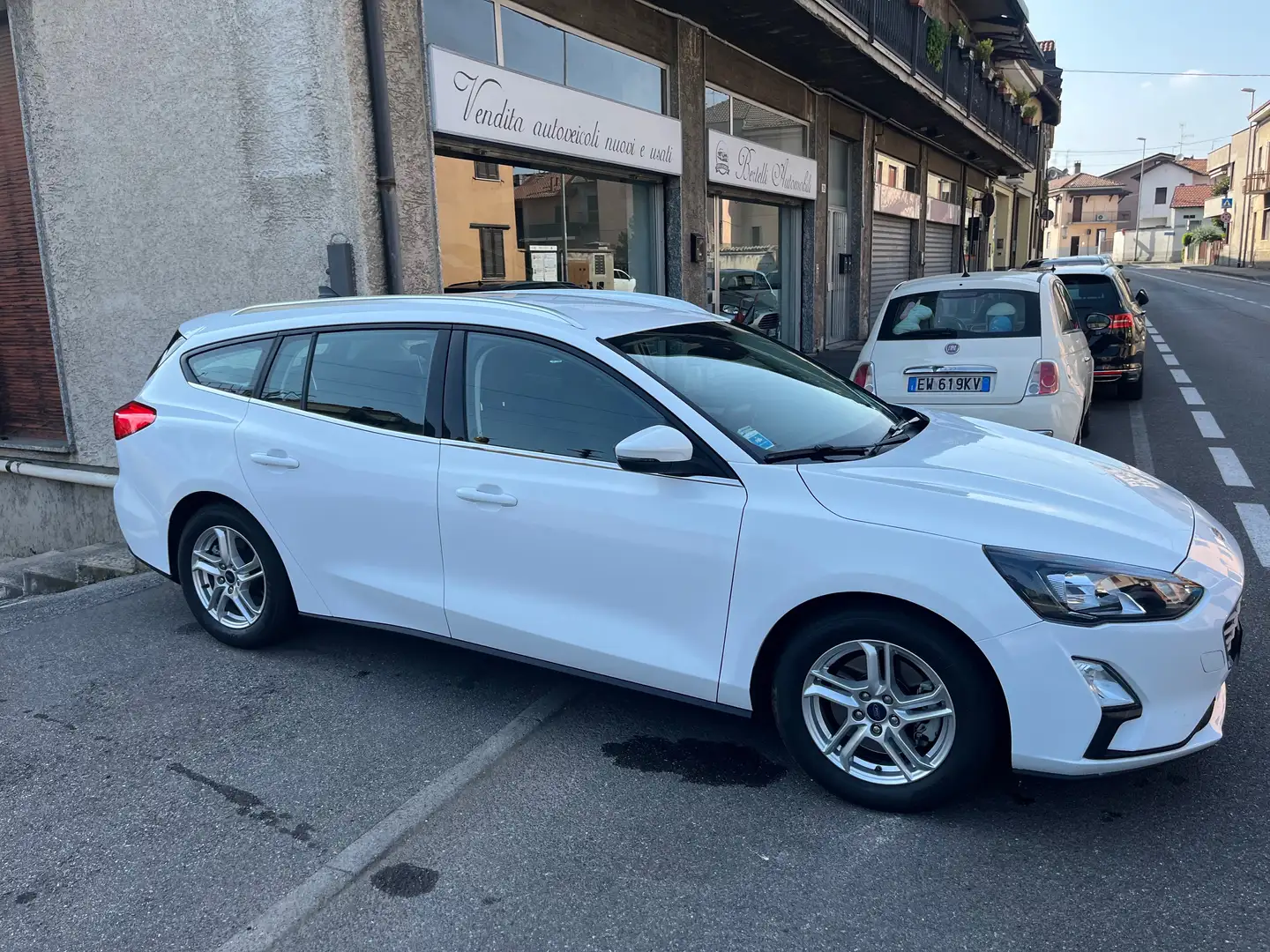 Ford Focus SW 1.5 Business*NO VINCOLO FINANZIAMENTO Blanc - 1