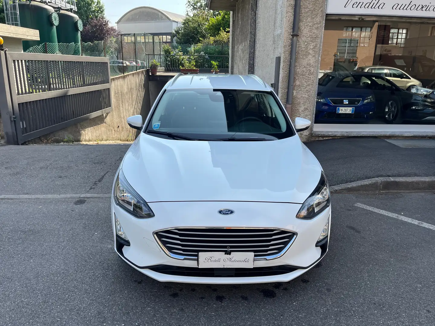 Ford Focus SW 1.5 Business*NO VINCOLO FINANZIAMENTO Blanc - 2