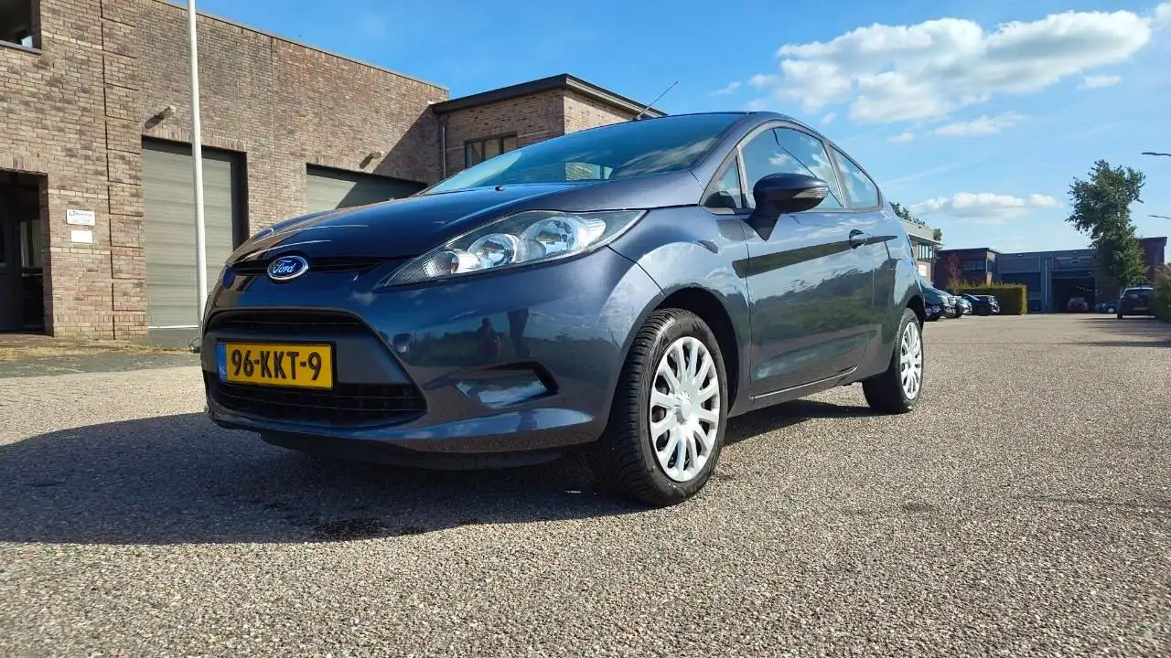 Ford Fiesta Fiesta 1.25 Limited — photo 1 of 16