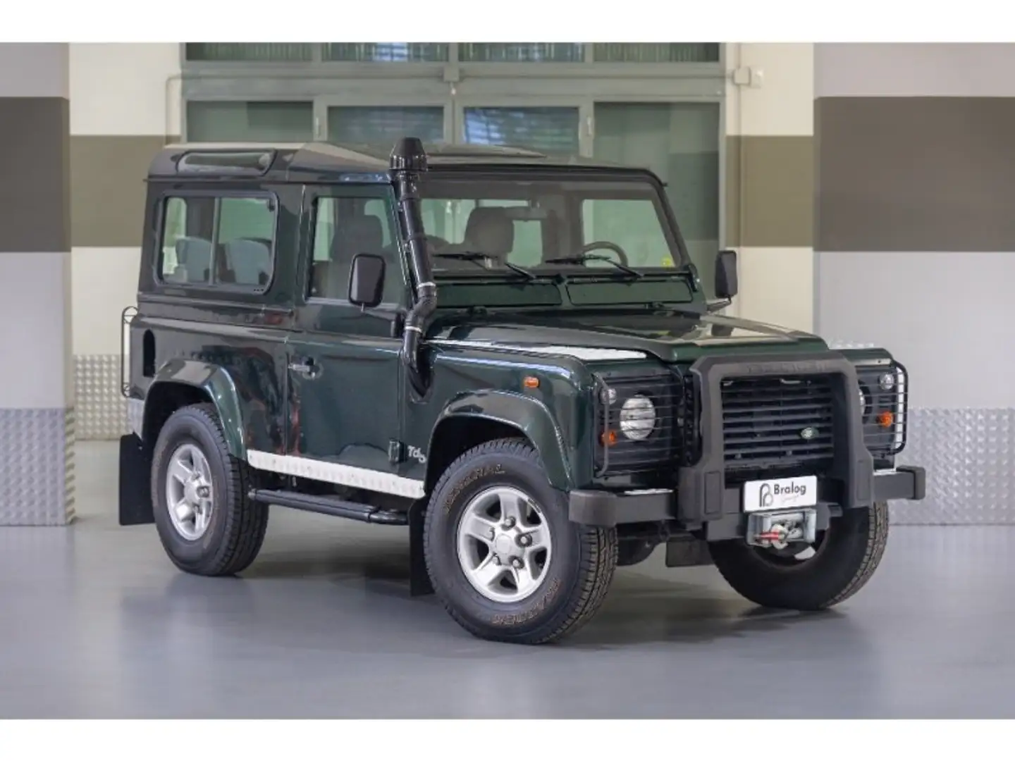 Land Rover Defender 90 2.5 td5 County SW - 6 Posti Verde - 1
