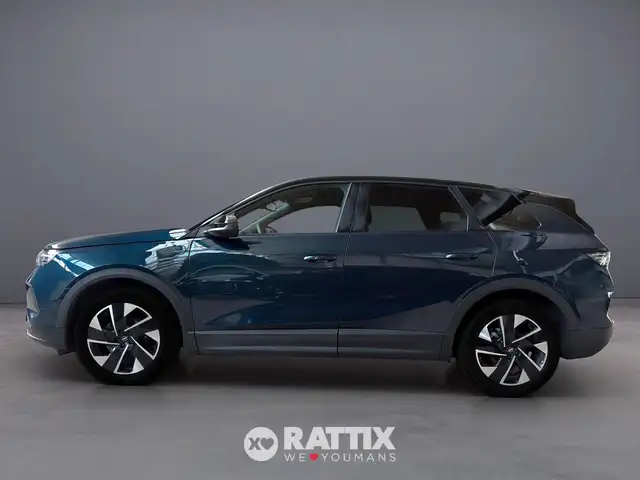 Opel Grandland view 2
