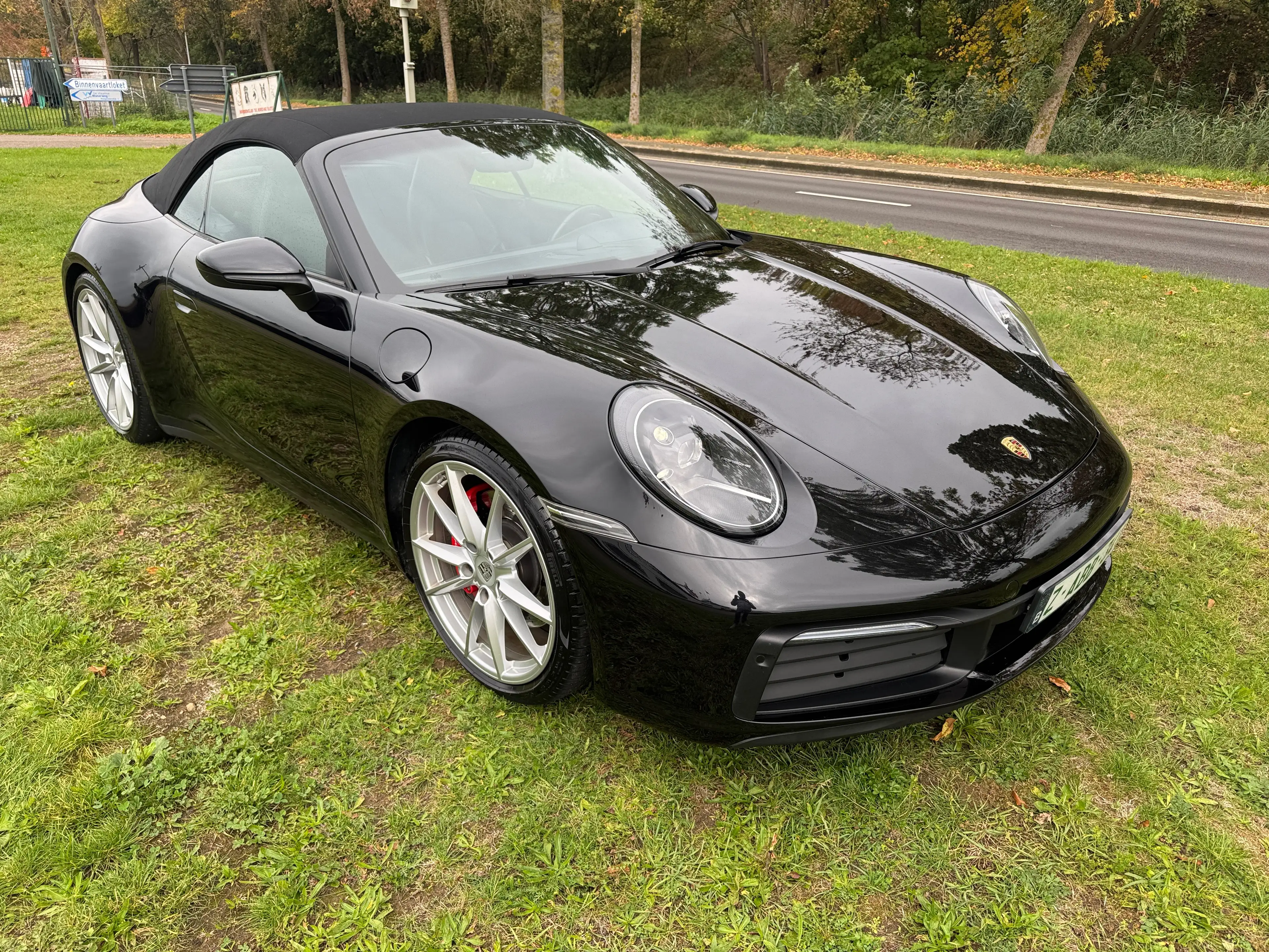 Porsche 992 — photo 9