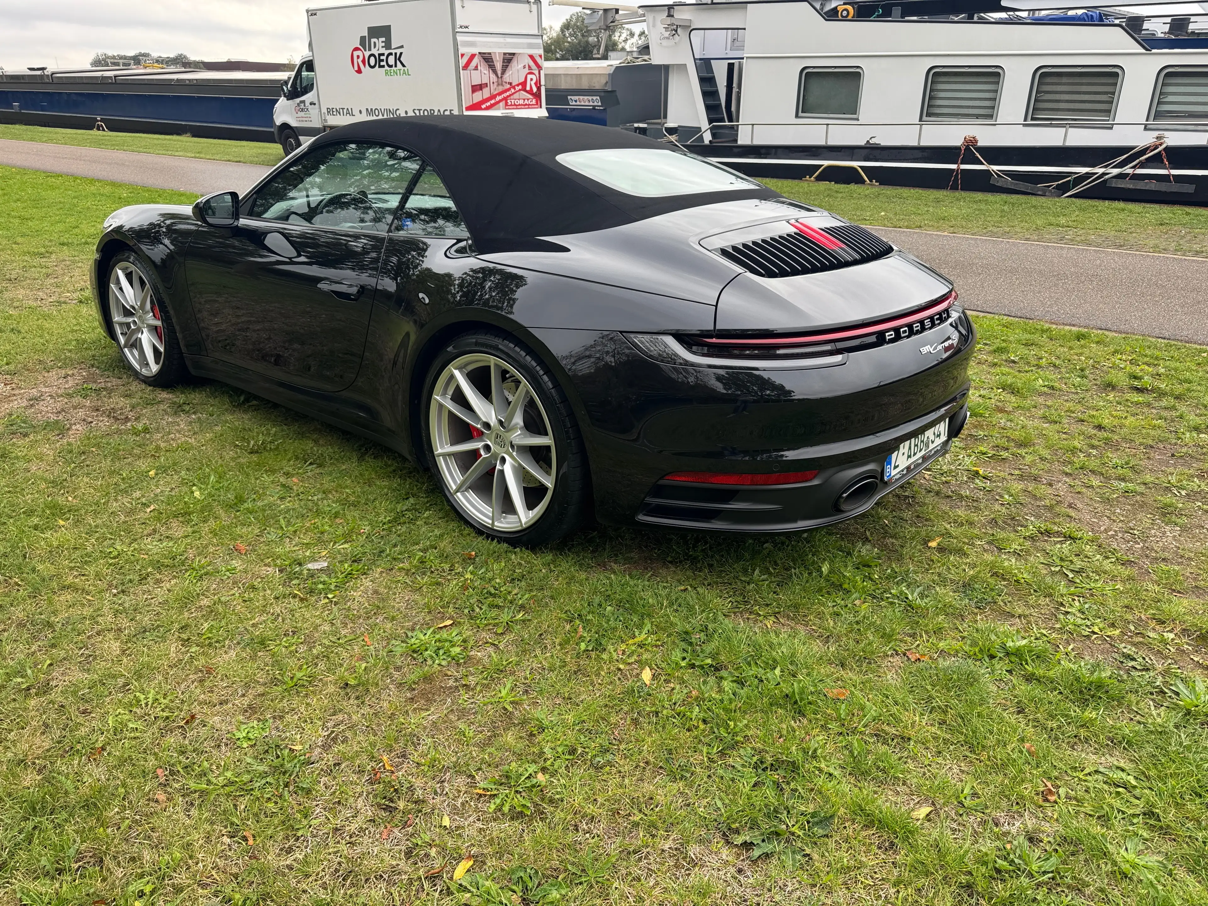 Porsche 992 — photo 3