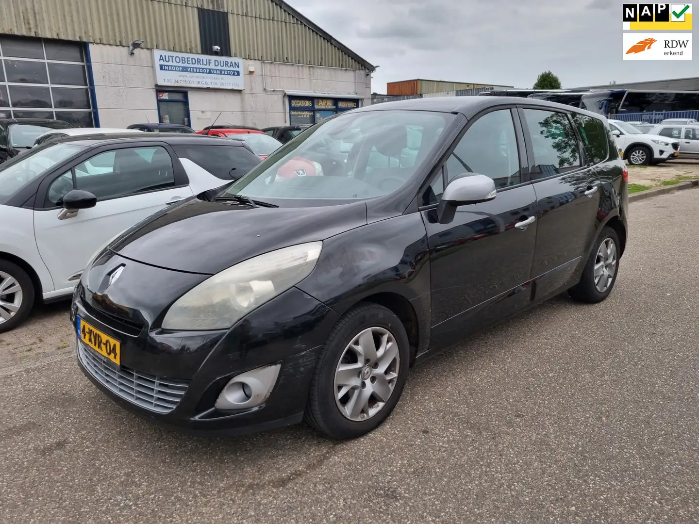 Renault Grand Scenic 1.5 dCi Expression 7p. Bj:2011 Zwart - 1