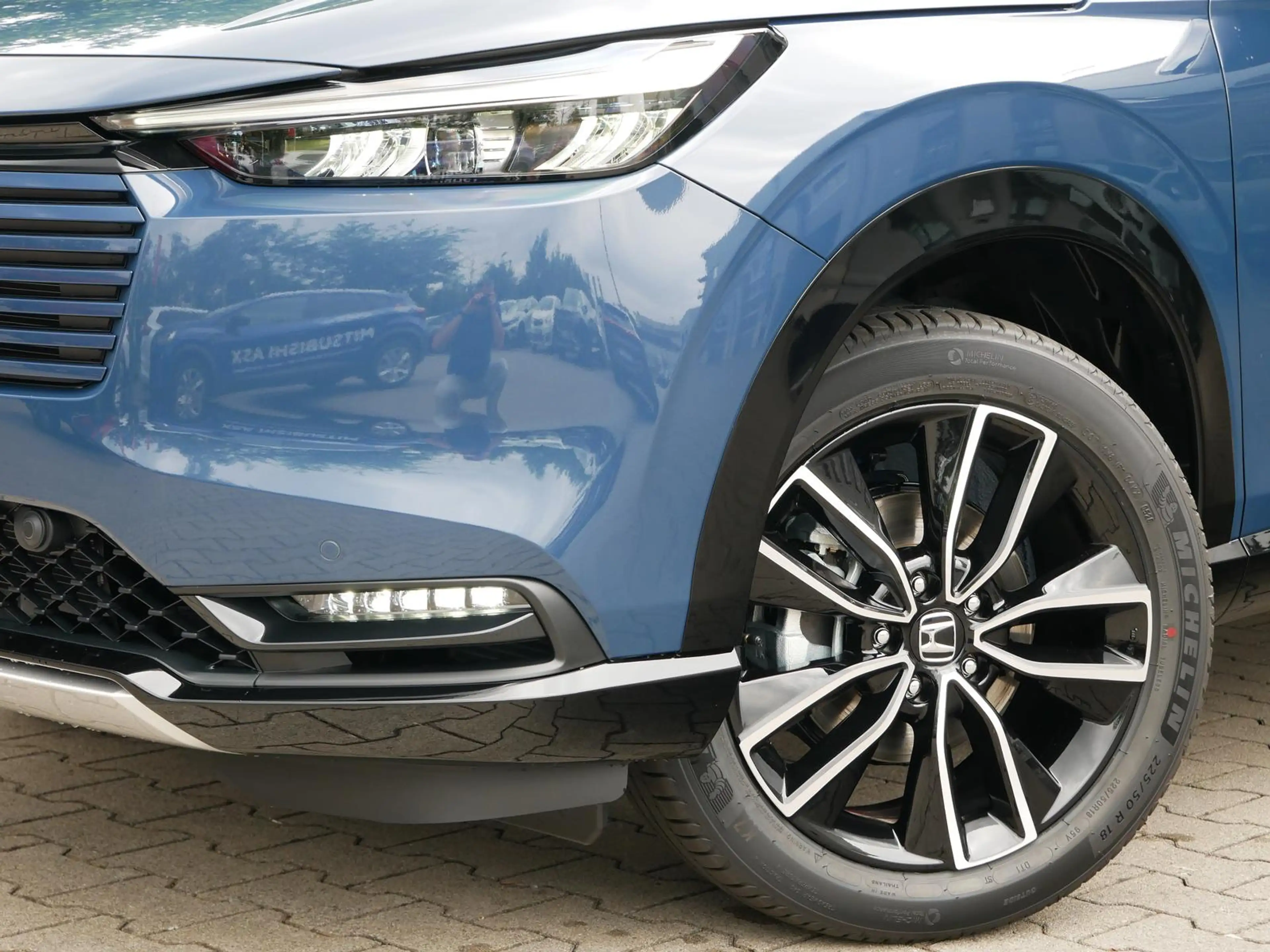 Honda HR-V Hybrid 1.5 Advance+NAVI+SHZ+8J. GARANTIE — photo 4