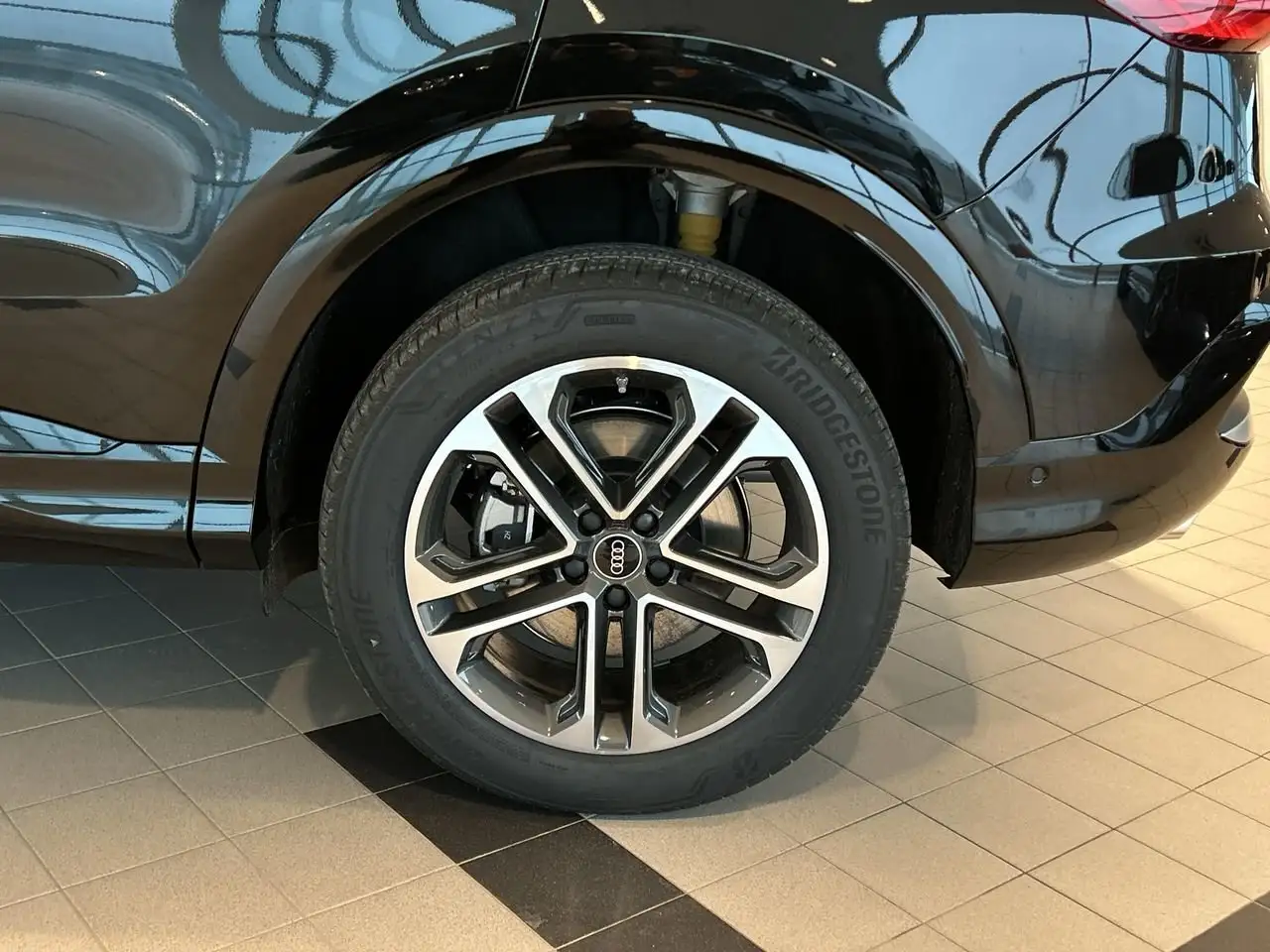 Audi Q5 снимка Audi Q5