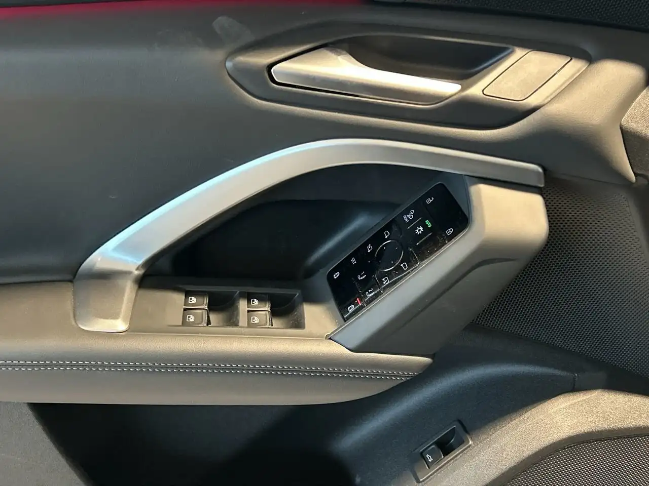 Audi Q5 снимка Audi Q5