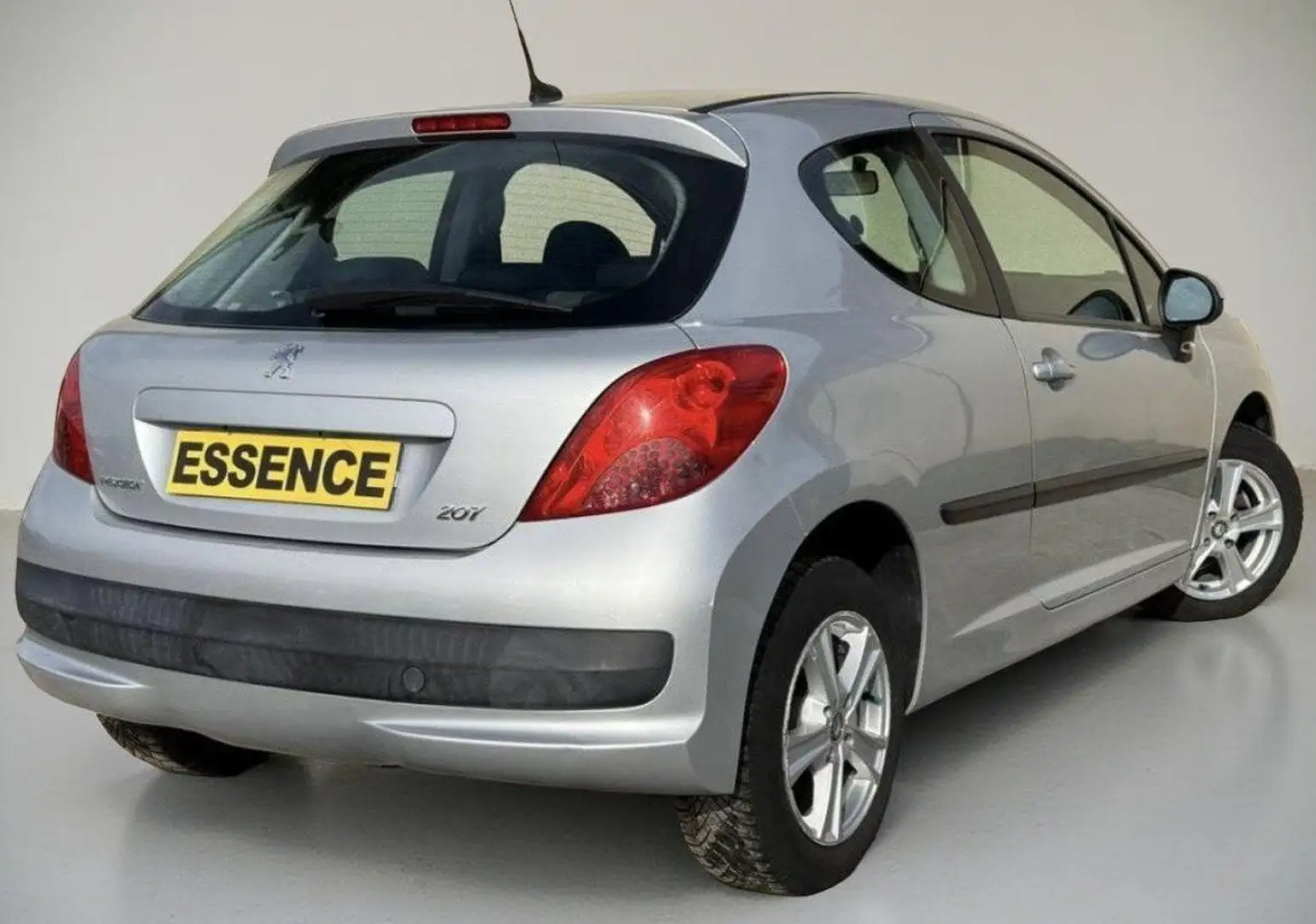 Peugeot 207 1.4e 75ch Style (5 CV) 2007 %2B CLIM %2B 120 000KM Gris - 2