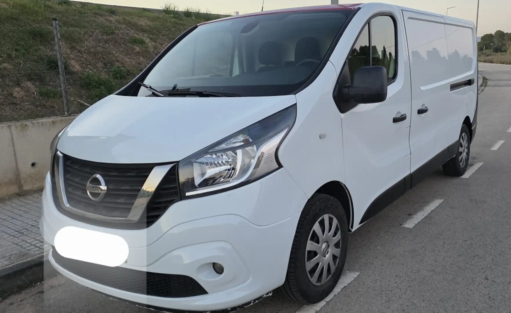 Nissan NV300 Combi 5 1.6dCi S&S L1H1 1T Comfort 125 Blanco - 1