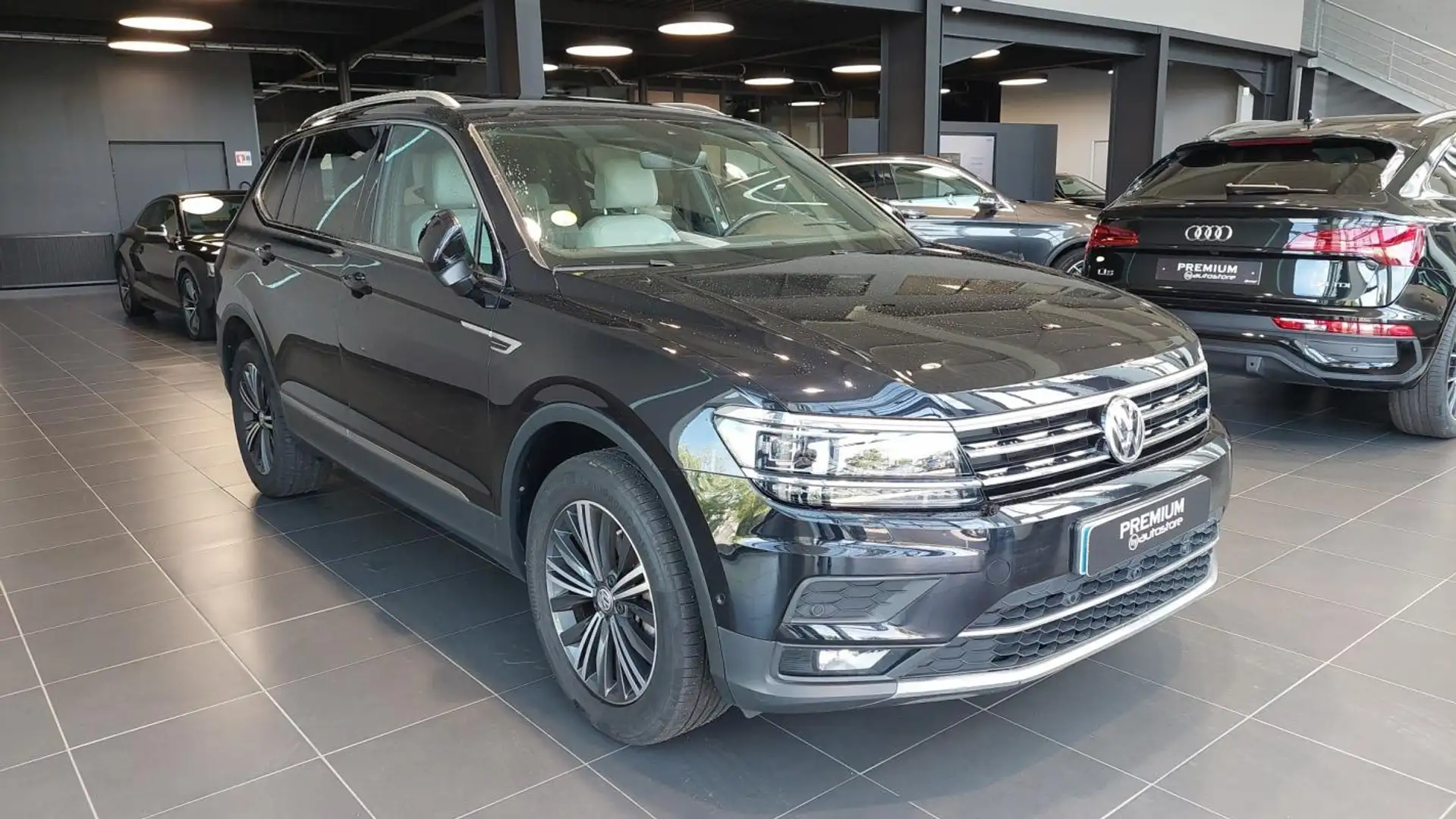 Volkswagen Tiguan Allspace 2.0 TDI 150 DSG7 Carat Exclusive Noir - 2