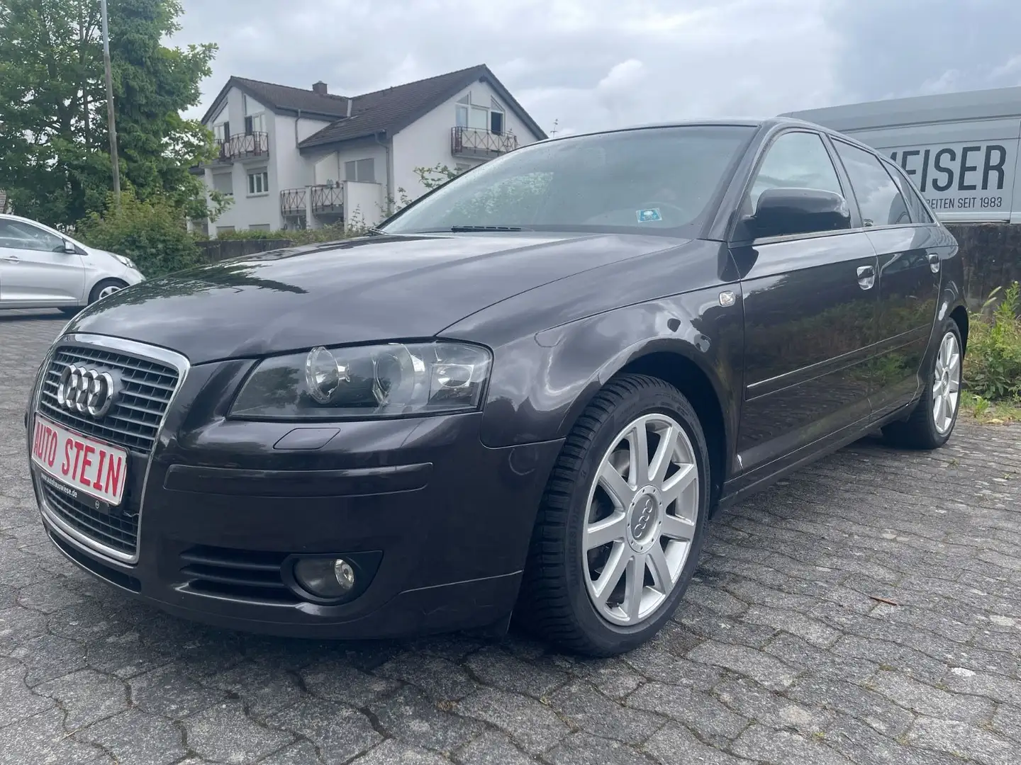 Audi A3 Sportback 2.0 FSI Ambition XENON*NAVI*PDC*SHZ Grijs - 1