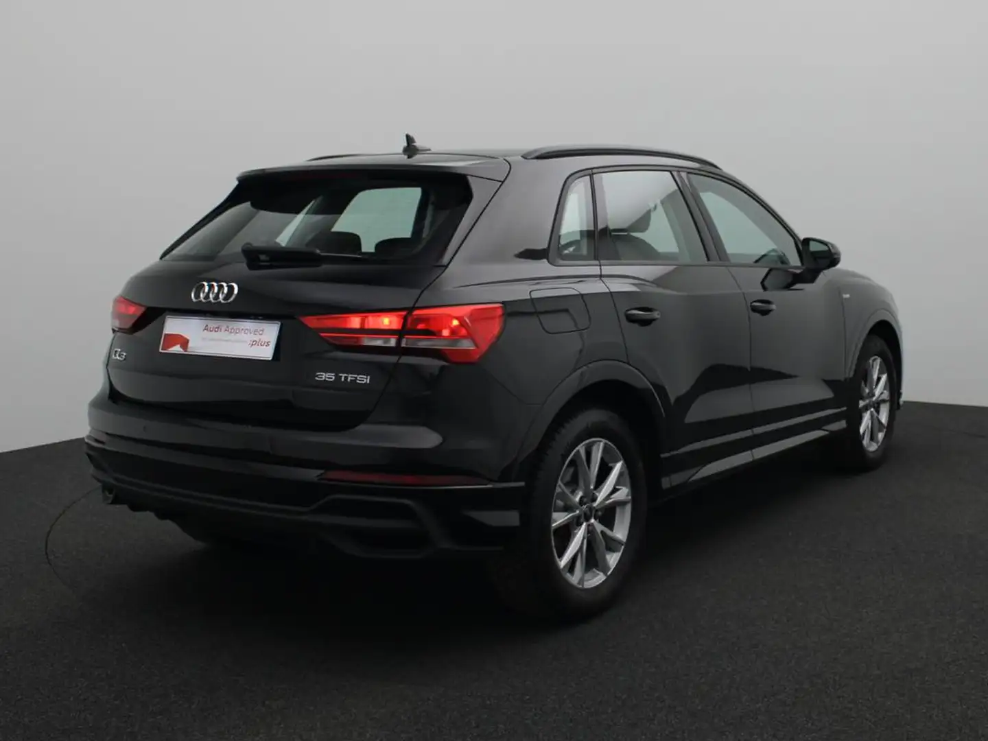 Audi Q3 S-Line 35 TFSI 150 PK S-tronic / ACC / Camera / Ap Noir - 2