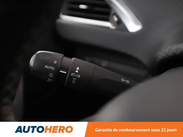 Peugeot 2008 view 20