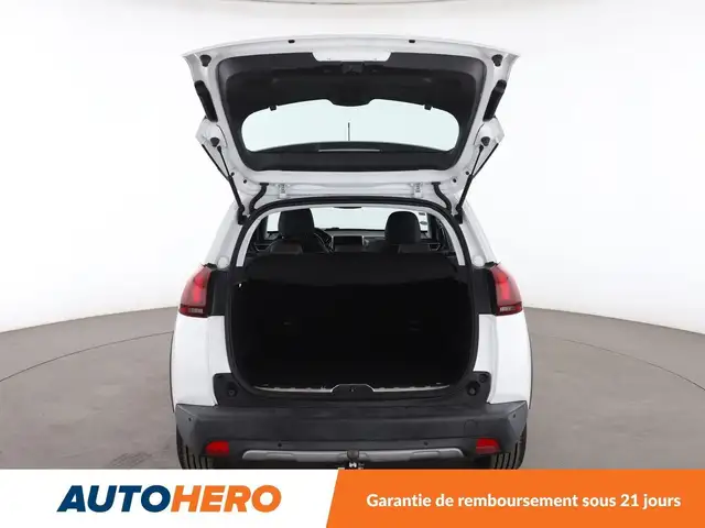 Peugeot 2008 view 16