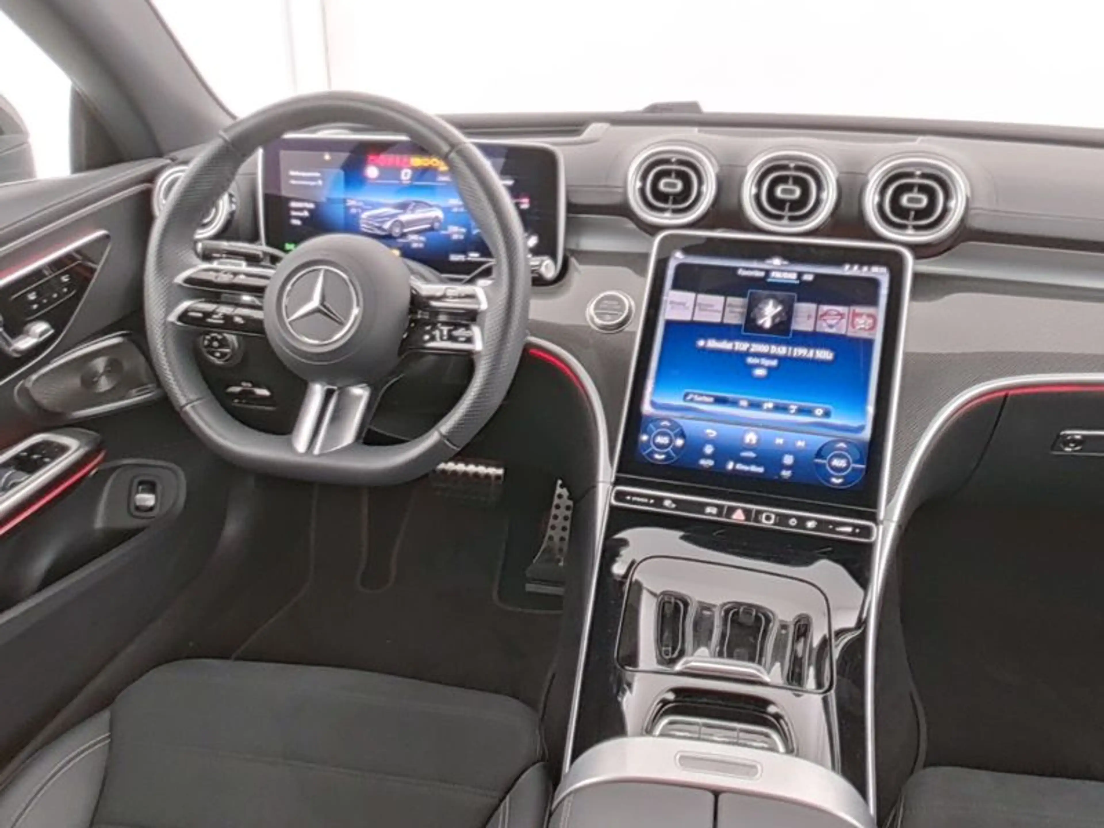 Mercedes-Benz CLE 200 Cabrio AMG-Sport/DIGITAL/Burm/HUD/Night — photo 7