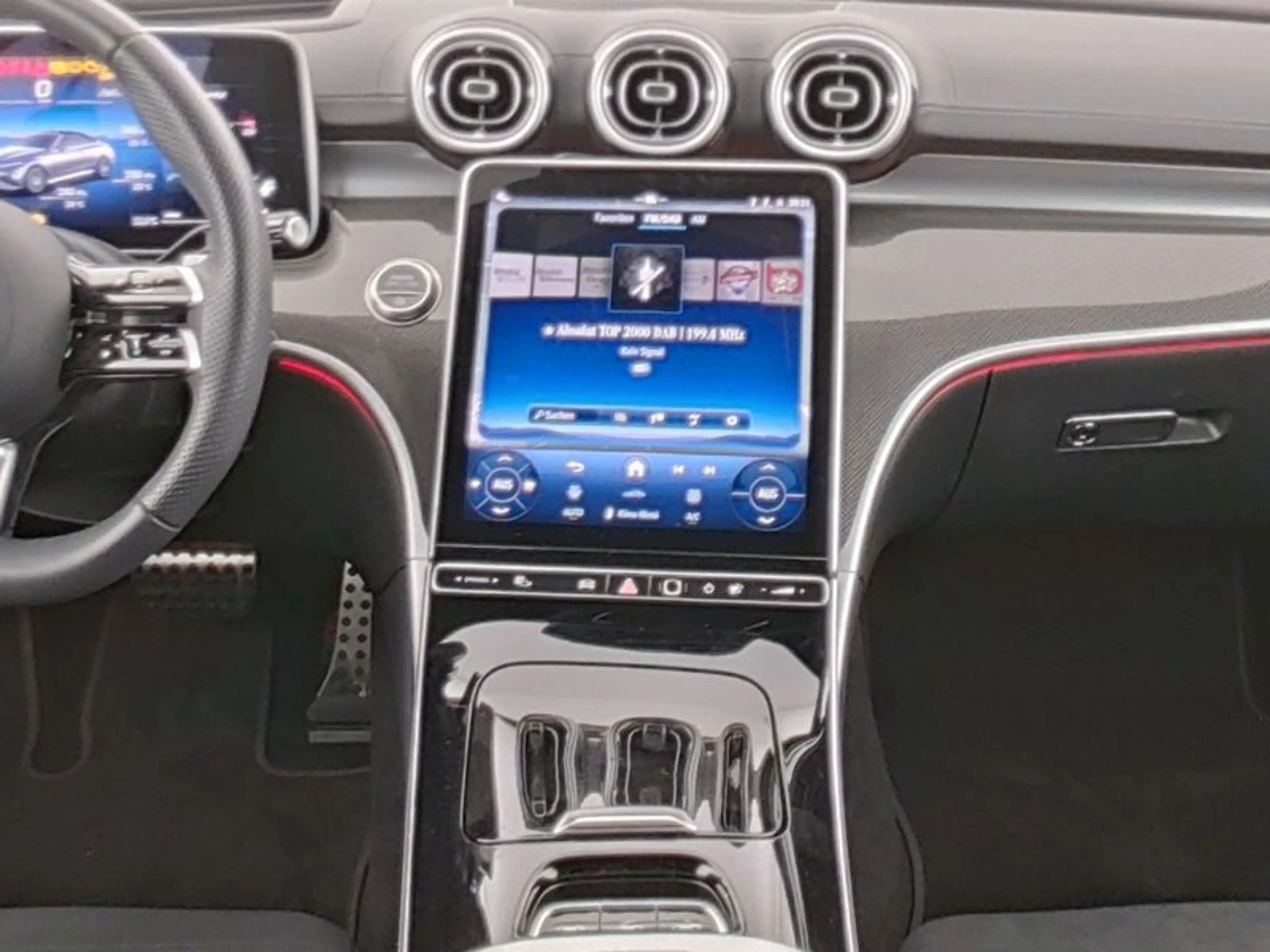 Mercedes-Benz CLE 200 Cabrio AMG-Sport/DIGITAL/Burm/HUD/Night — photo 8