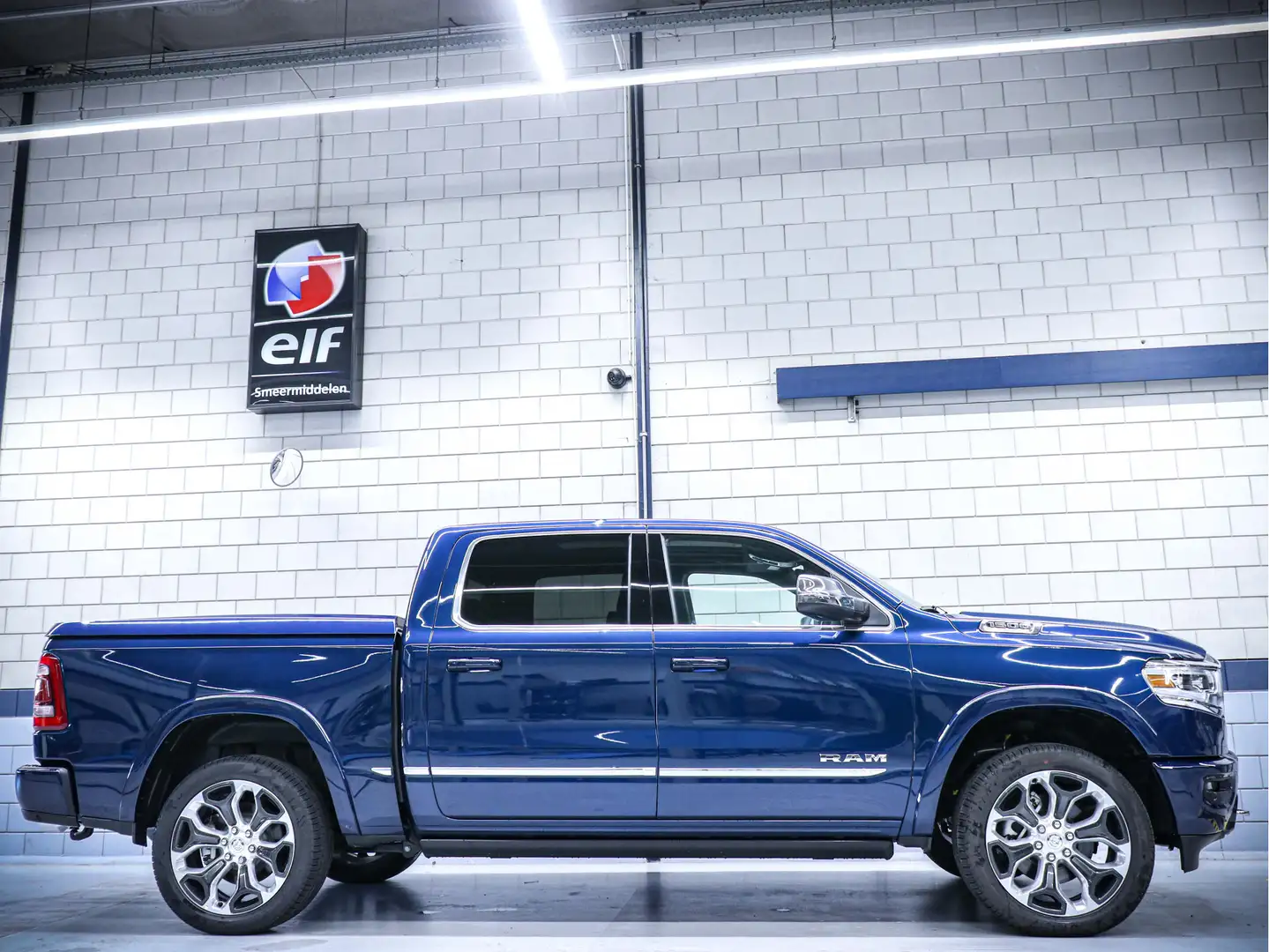 Dodge RAM 1500 Crew Cab Limited | Fully loaded All-in Prijs Blauw - 2