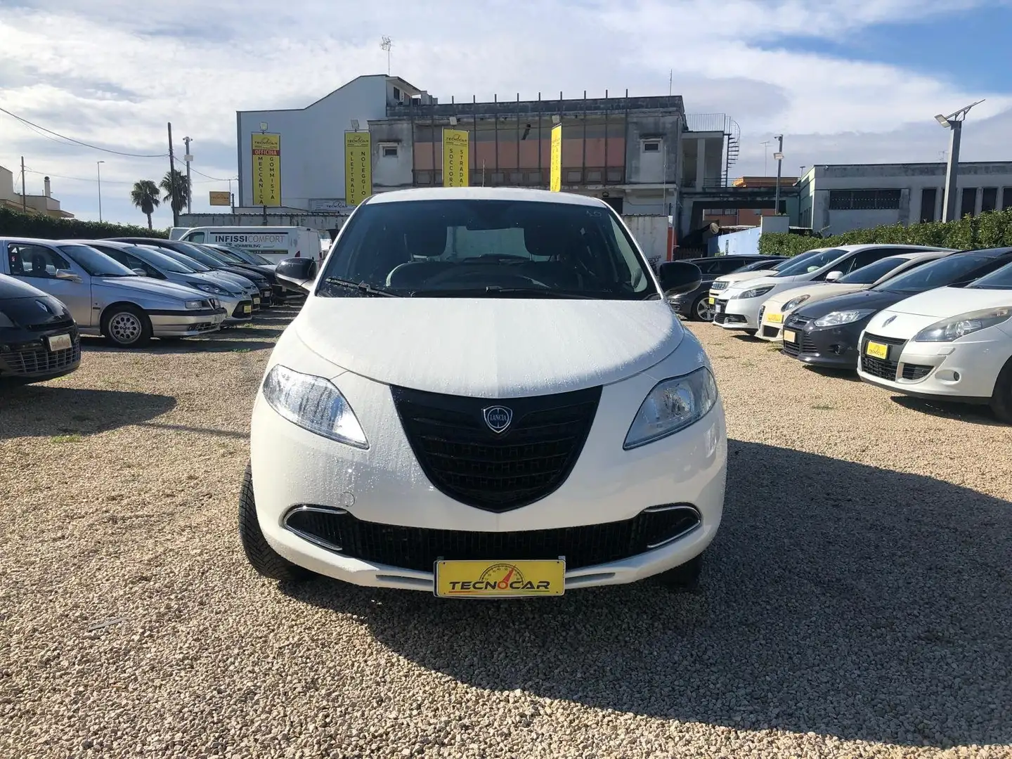 Lancia Ypsilon Ypsilon metano Blanc - 1