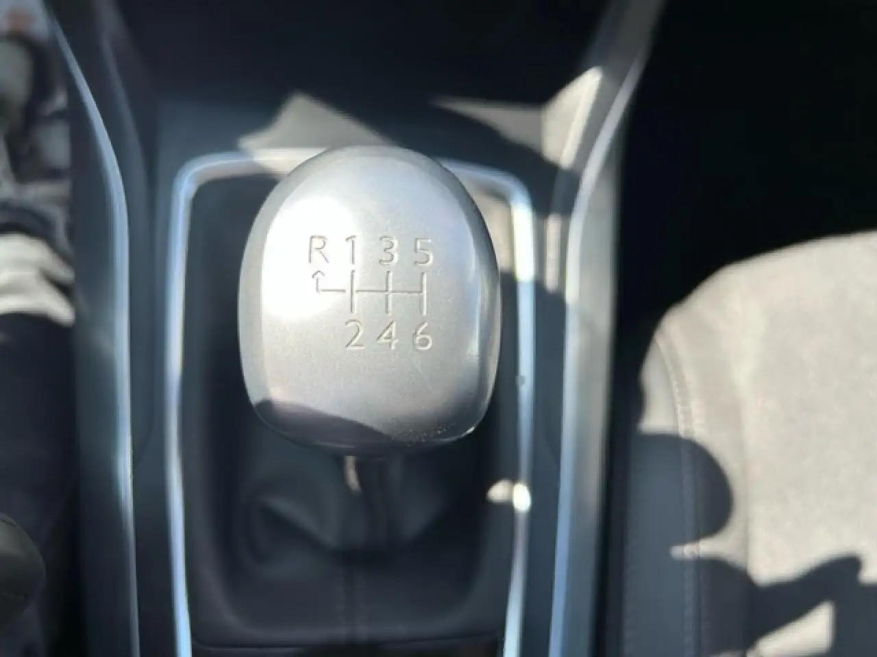 Peugeot 308 308 — photo 15