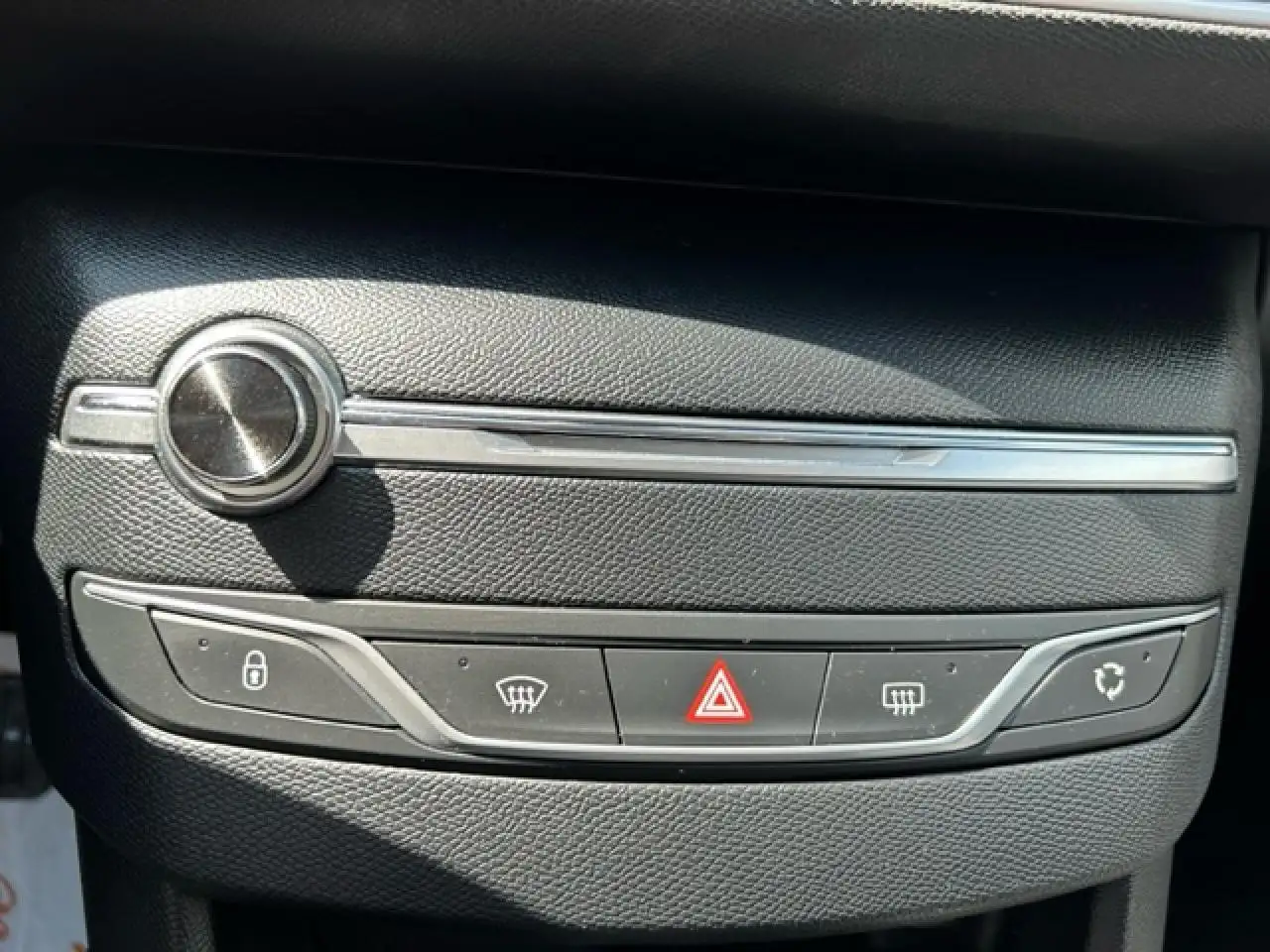 Peugeot 308 308 — photo 14