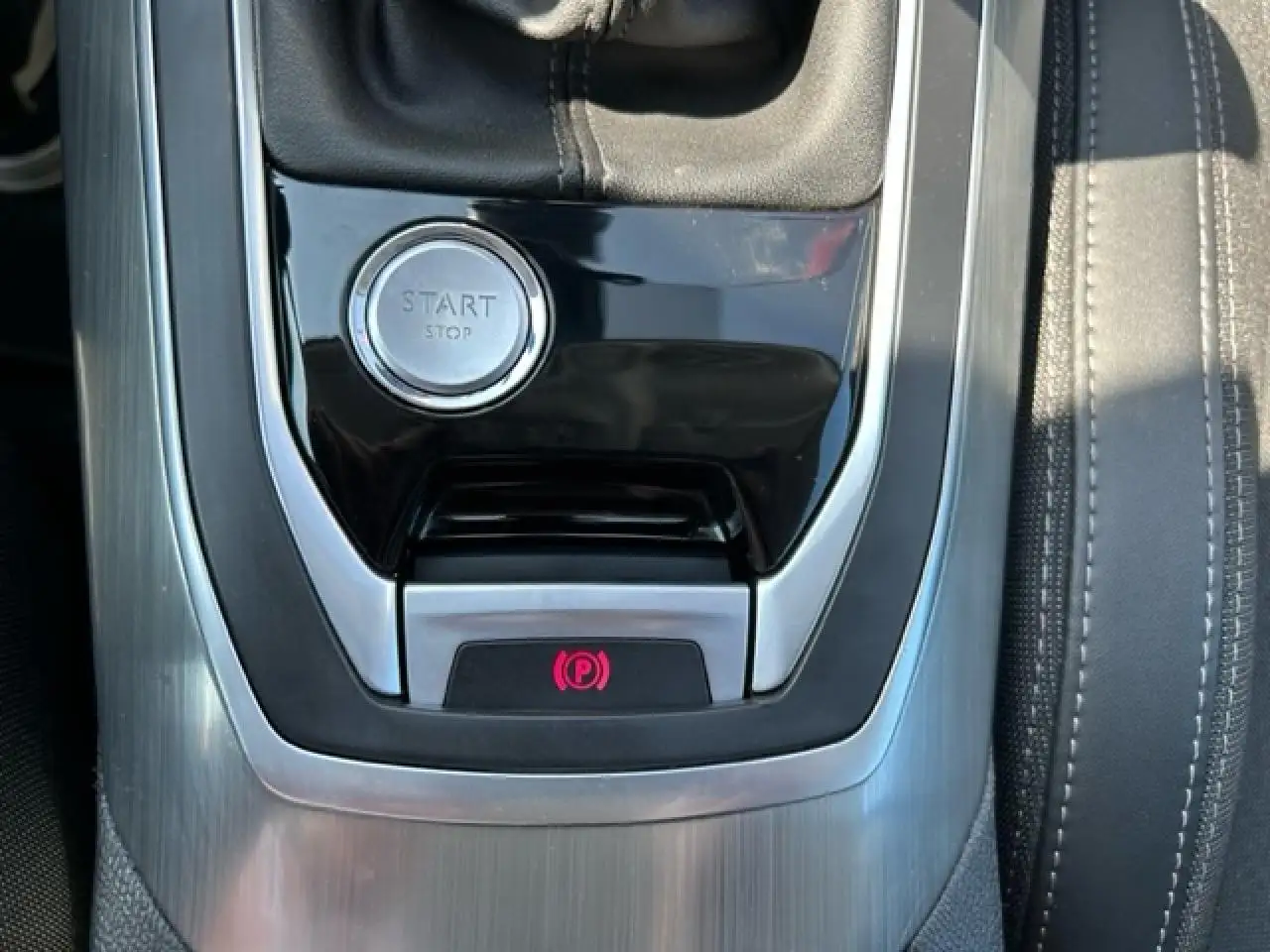 Peugeot 308 308 — photo 16