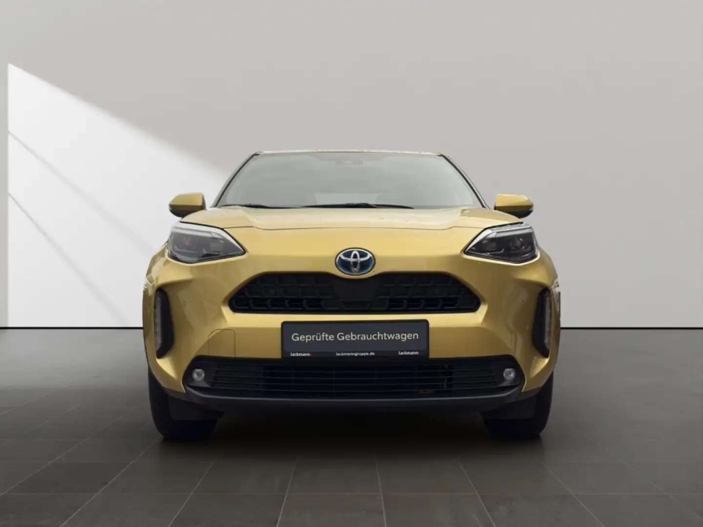 Toyota Yaris Cross Hybrid TeamD *Navi*Winterp.*Safetyp.* Gold - 2