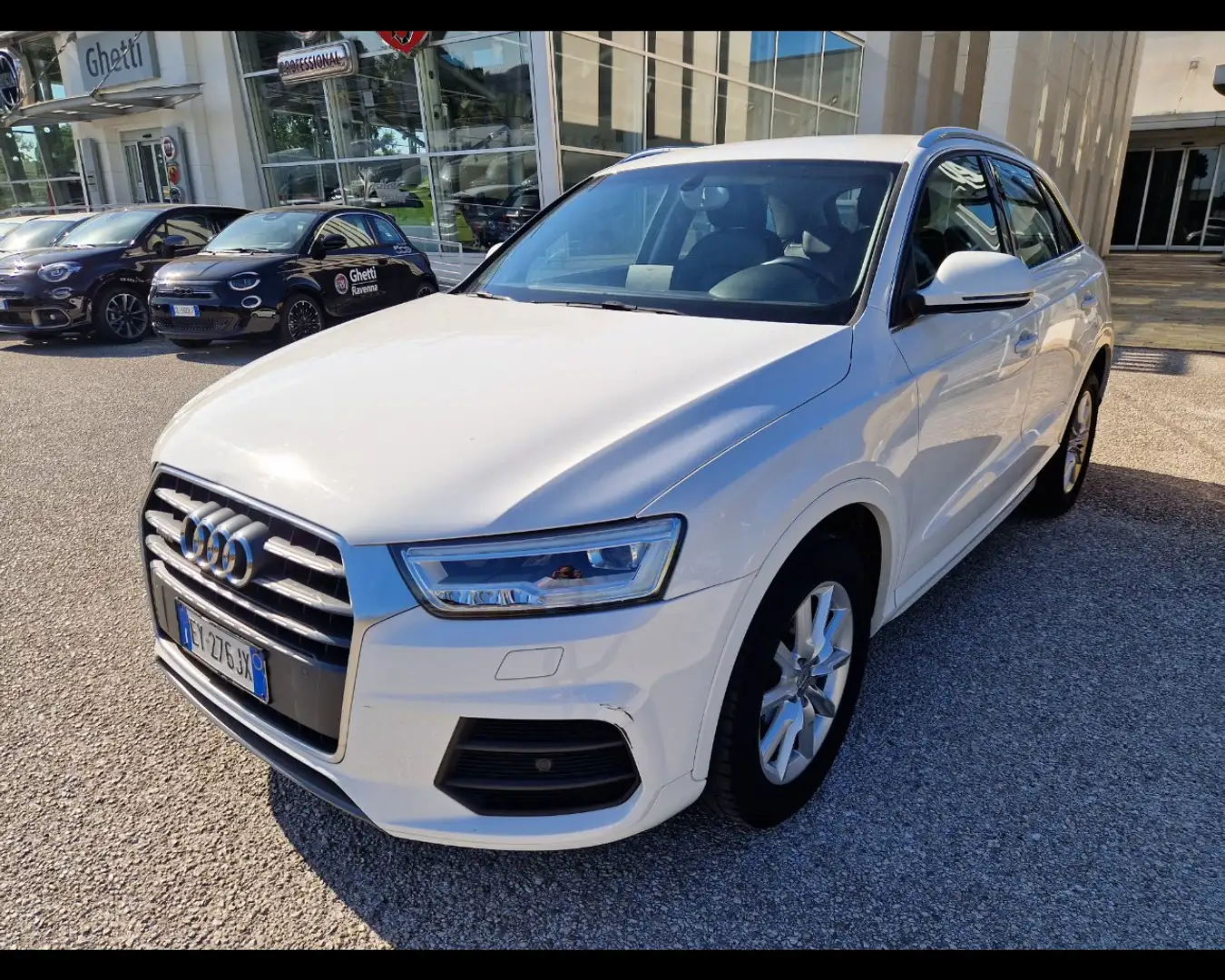 Audi Q3 2.0 TDI 150 CV quattro S tronic Weiß - 1