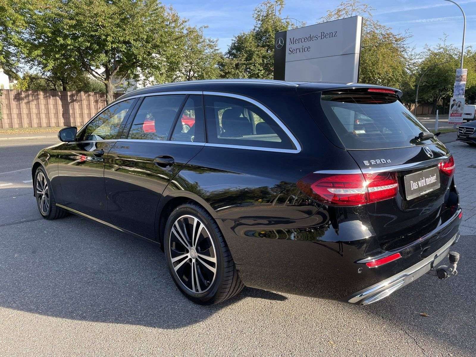 Mercedes-Benz E 220
