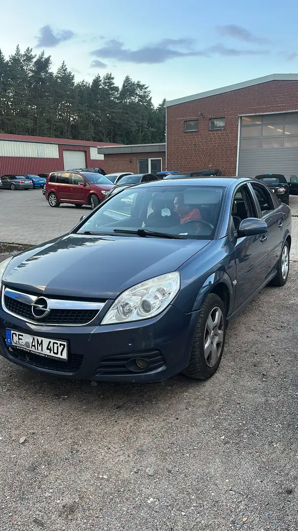 Opel Vectra 2.2 Automatik Business - 1