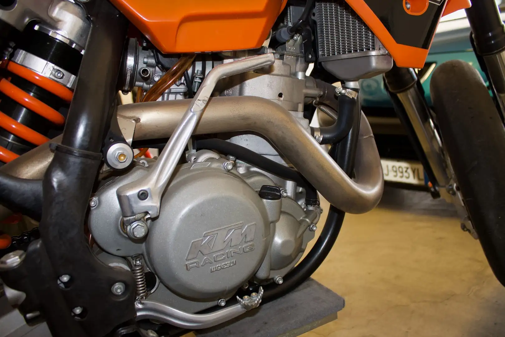 KTM 560 SMR Orange - 2